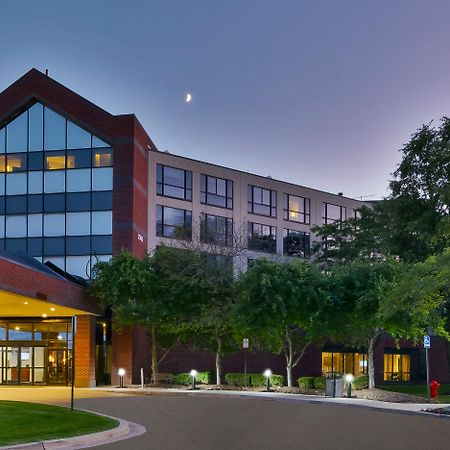 Hotel Auburn Hills Eksteriør bilde